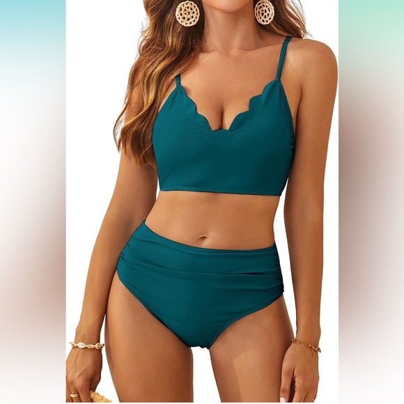 NWT Zaful Sea Green Scalloped High Waisted Swim Suit - Picture 1 of 4